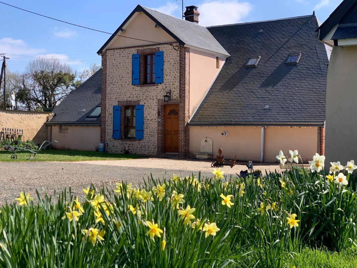 Bed and Breakfast Les Logis Du Breuil Marchéville Exterior foto