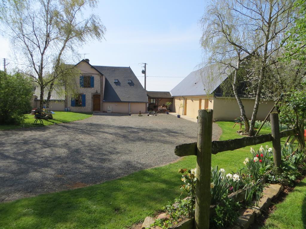 Bed and Breakfast Les Logis Du Breuil Marchéville Exterior foto